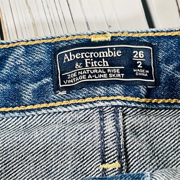 Abercrombie & Fitch Zoe Natural Hem Vintage A Line Denim Zip Up Skirt w/ Raw Hem - Picture 6 of 9